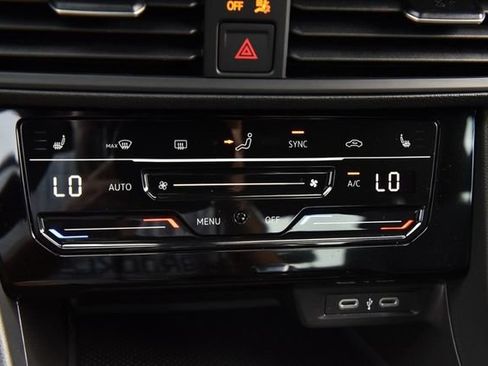 Certified 2025 Volkswagen Jetta Sport FWD image 15