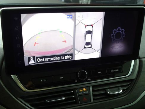 Used 2024 Nissan Altima 2.5 SL image 10