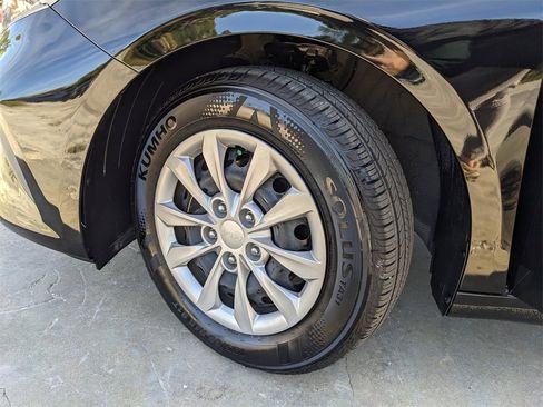 Certified 2024 Kia Forte LX image 35