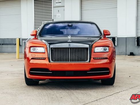 Used 2015 Rolls-Royce Wraith RWD image 16