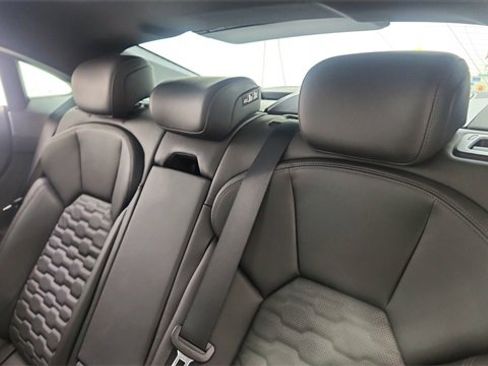 Used 2022 Audi e-tron GT Prestige w/ Prestige Package image 30