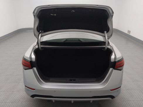 Used 2020 Nissan Sentra S FWD image 29