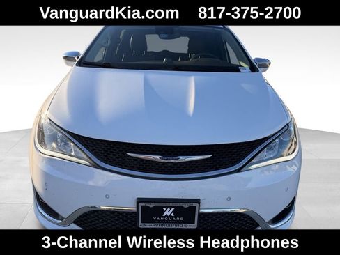 Used 2019 Chrysler Pacifica Limited w/ Advanced Safetytec Group image 9