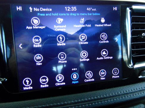 Used 2018 Chrysler Pacifica Limited w/ Tire & Wheel Group image 35