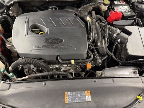Certified 2017 Ford Fusion SE w/ Fusion SE Technology Package FWD image 34
