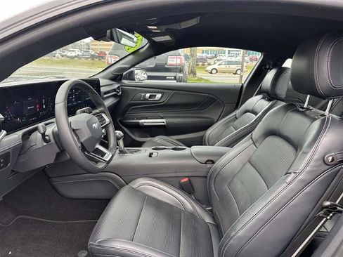 Used 2024 Ford Mustang Premium image 12