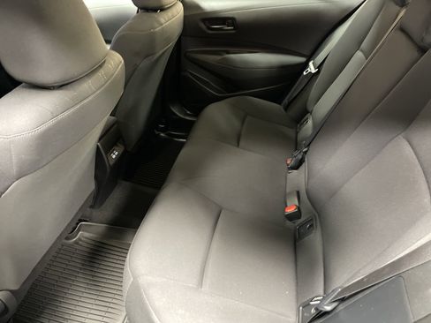 Certified 2024 Toyota Corolla LE image 32