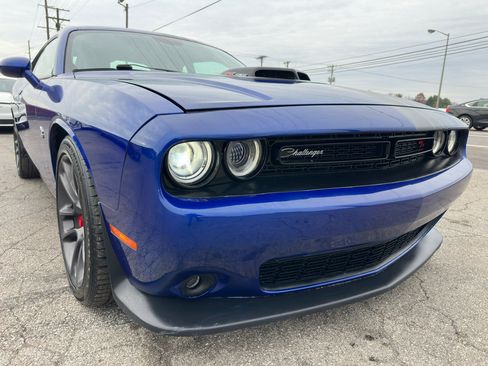 Used 2021 Dodge Challenger R/T Scat Pack w/ Shaker Package image 19