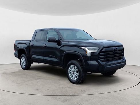 New 2026 Toyota Tundra SR5 AWD/4WD image 7
