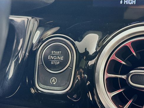 Certified 2023 Mercedes-Benz GLA 250 4MATIC image 16