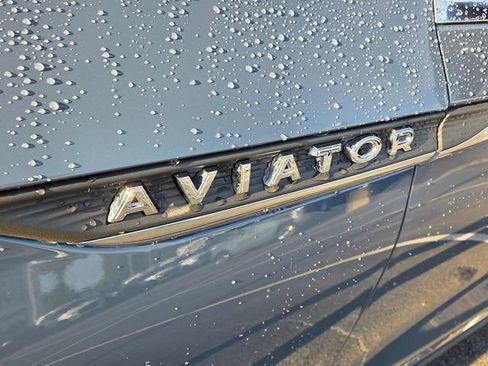Used 2025 Lincoln Aviator Reserve w/ Illumination Package RWD image 11