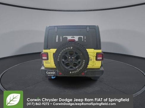 Used 2023 Jeep Wrangler Unlimited w/ 8.4" Radio Group AWD/4WD image 7