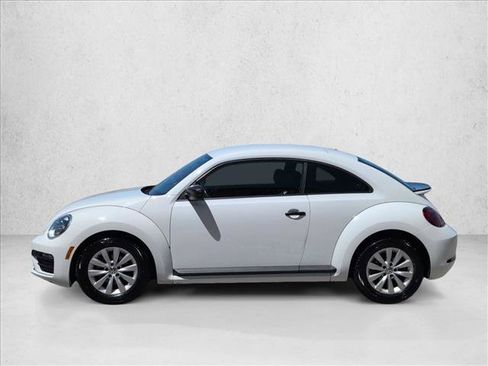 Used 2017 Volkswagen Beetle 1.8T S FWD image 8