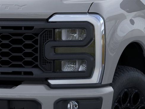 New 2025 Ford F250 XLT w/ Black Appearance Package image 18