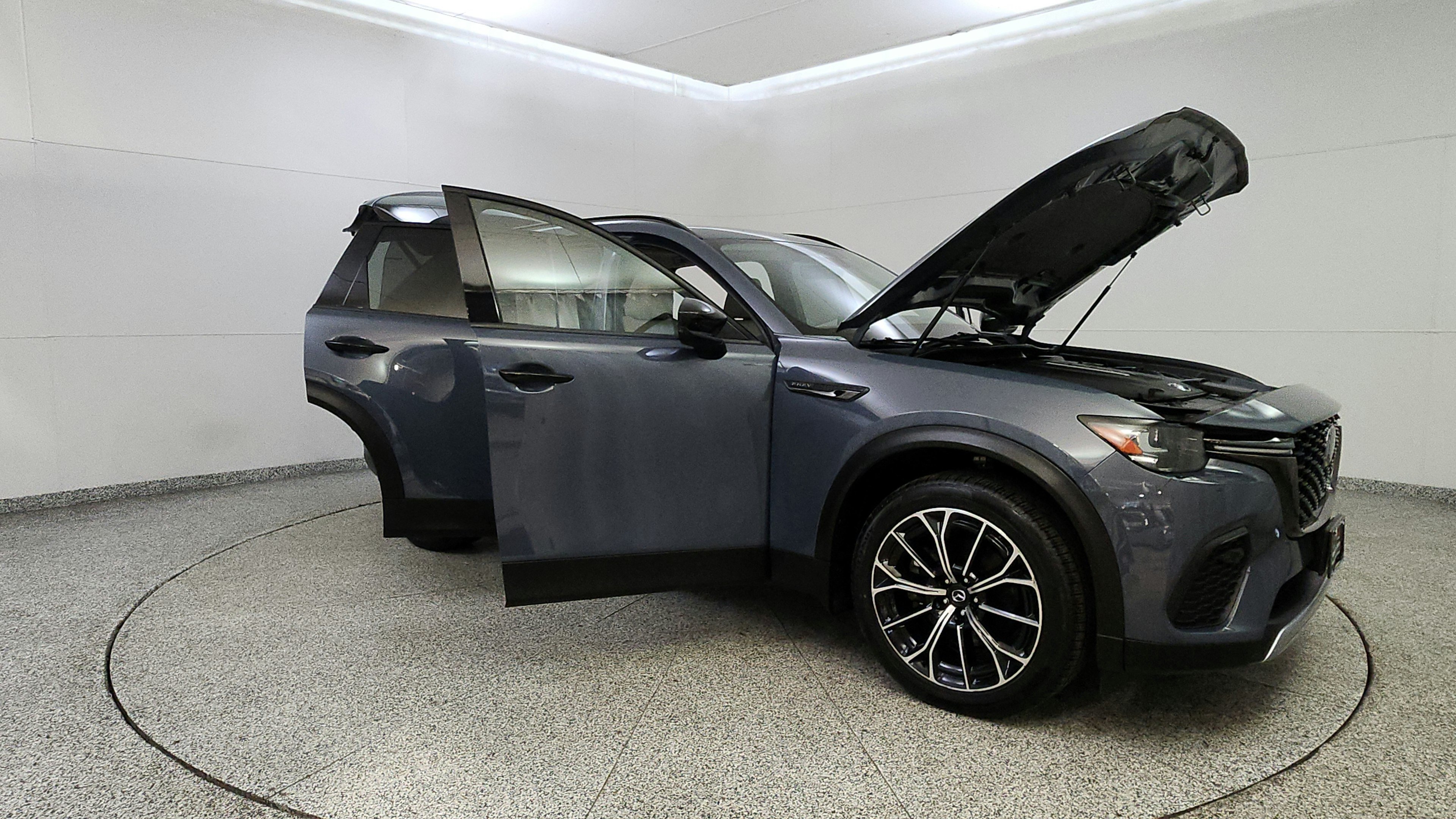Used 2025 MAZDA CX-70 Plug-In Hybrid w/ Premium Pkg AWD/4WD image 9