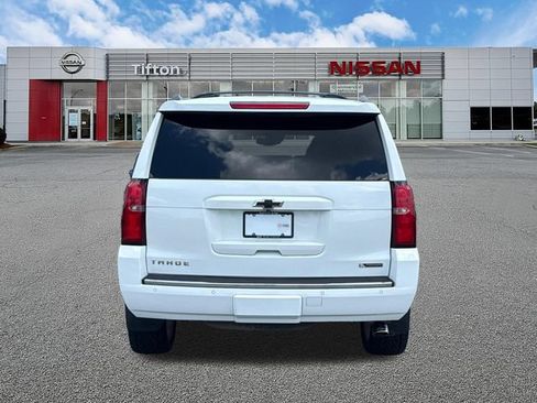Used 2017 Chevrolet Tahoe Premier AWD/4WD image 6