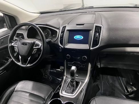 Used 2017 Ford Edge SEL image 28