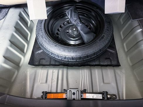 Certified 2025 Nissan Versa SV w/ Trunk Package FWD image 30