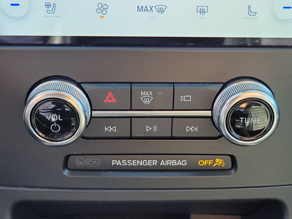 Used 2024 Ford Edge SEL w/ Convenience Package AWD/4WD image 29