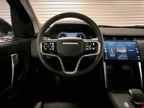 Certified 2025 Land Rover Discovery Sport S image 4