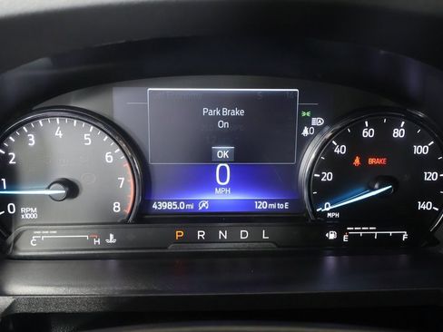 Used 2023 Ford Explorer XLT w/ Equipment Group 202A image 4