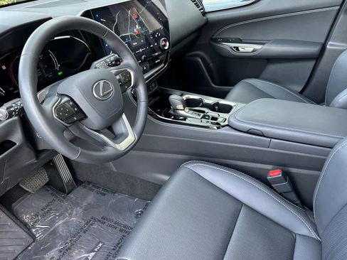 Certified 2025 Lexus NX 350h AWD w/ Accessory Package (2T) image 11