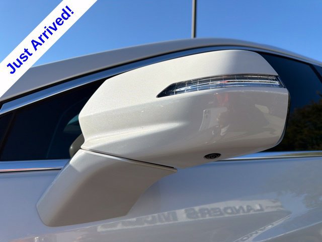 Used 2026 Cadillac XT5 Premium Luxury w/ LPO, Floor Liner Package FWD image 15