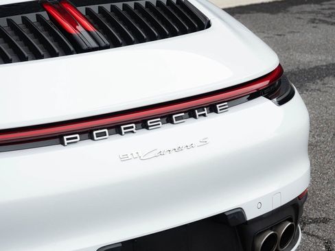 Certified 2020 Porsche 911 Carrera S RWD image 30