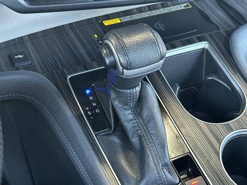 Certified 2021 Toyota Sienna Limited image 22