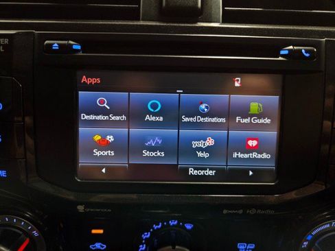 Used 2017 Toyota 4Runner TRD Off-Road Premium AWD/4WD image 51