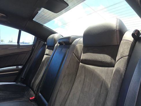Used 2019 Dodge Charger Scat Pack w/ Plus Group RWD image 21