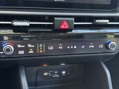 Used 2026 Kia Sportage SX FWD image 20