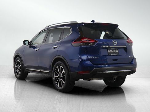 Used 2020 Nissan Rogue SL w/ Premium Package image 3
