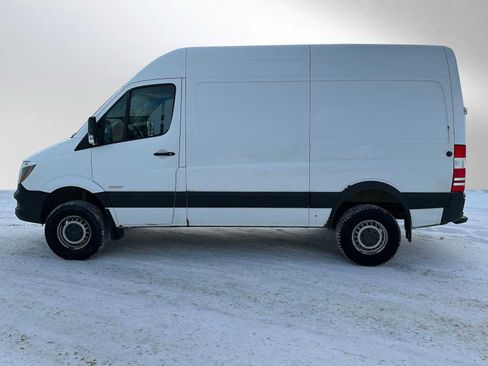 Used 2016 Freightliner Sprinter 2500 image 6