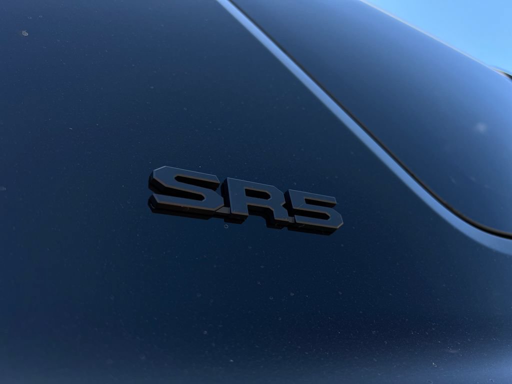 New 2026 Toyota 4Runner SR5 AWD/4WD image 7