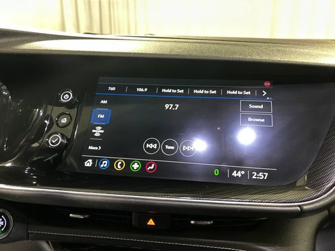 Used 2022 Buick Envision Preferred FWD image 15