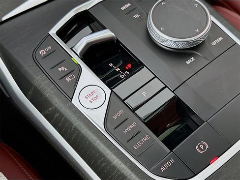 Certified 2023 BMW 330e w/ Driving Assistance Package image 17