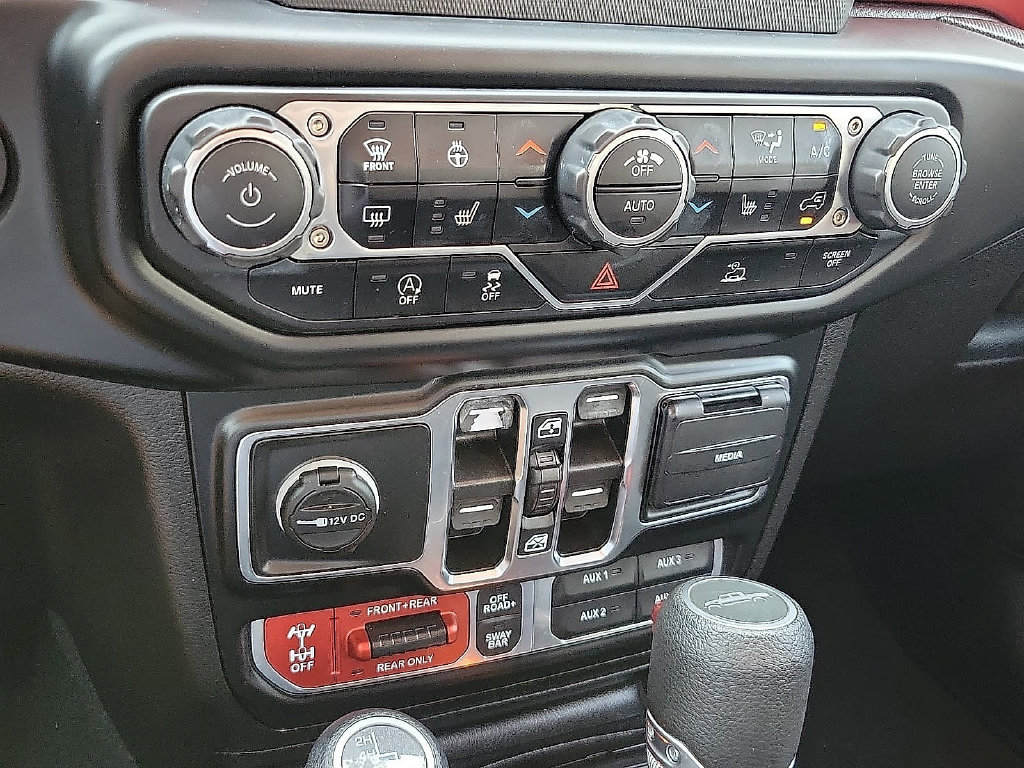 Used 2021 Jeep Gladiator Rubicon w/ LED Lighting Group AWD/4WD image 15