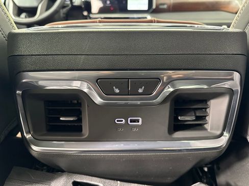 New 2026 GMC Sierra 2500 Denali Ultimate image 22