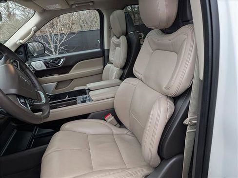 Certified 2022 Lincoln Navigator Reserve image 35
