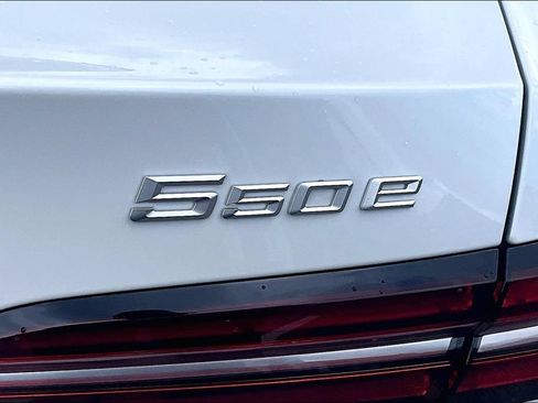 Certified 2026 BMW 550e xDrive AWD/4WD image 24