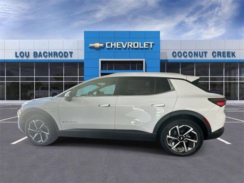 New 2026 Chevrolet Equinox EV LT image 5