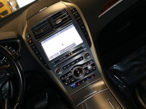 Used 2020 Lincoln MKZ Reserve w/ Elements Package FWD image 24