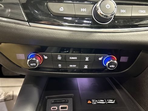 Used 2023 Buick Enclave Essence w/ Experience Buick Package image 19