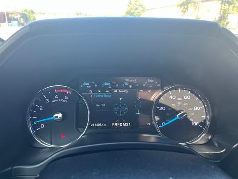 Used 2018 Ford F350 Platinum w/ Platinum Ultimate Package AWD/4WD image 14