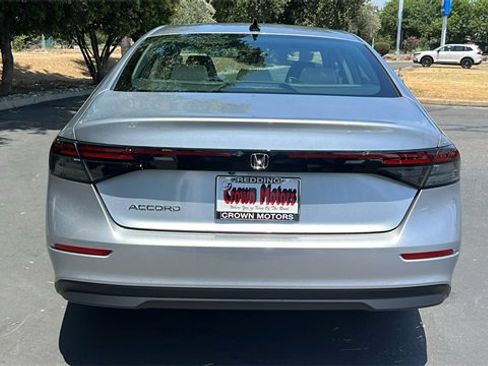 New 2025 Honda Accord SE image 5