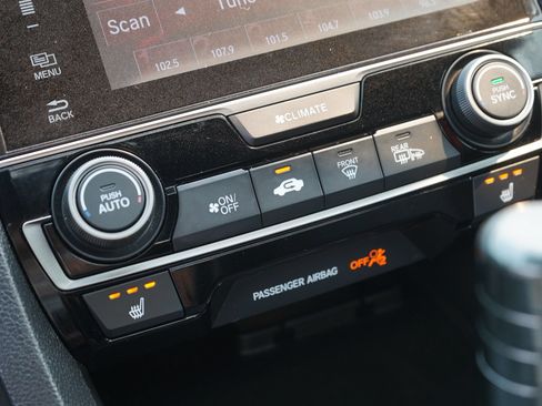 Used 2018 Honda Civic Si image 17