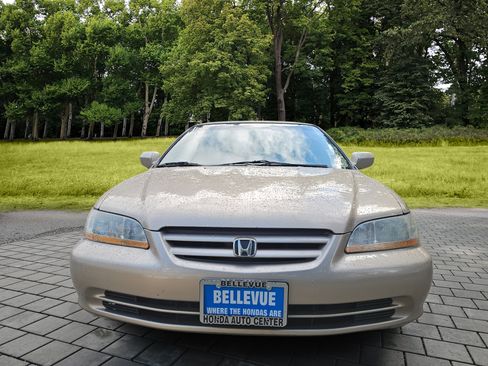 Used 2001 Honda Accord EX image 2