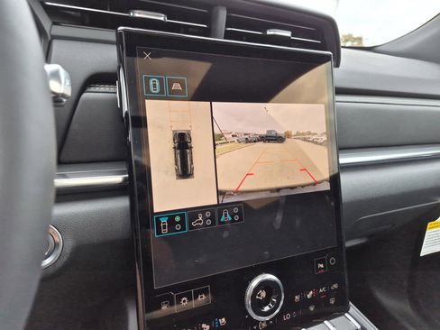 New 2026 GMC Terrain Elevation w/ Elevation Premium Package image 17