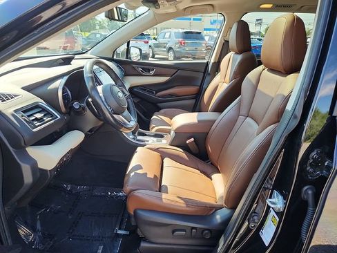 Used 2022 Subaru Ascent Touring AWD/4WD image 16